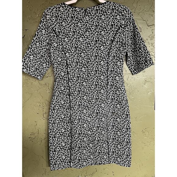Banana Republic Dress 2 Petite White Black Gray Leopard Piping Sheath 3/4 Sl LN - Picture 12 of 15